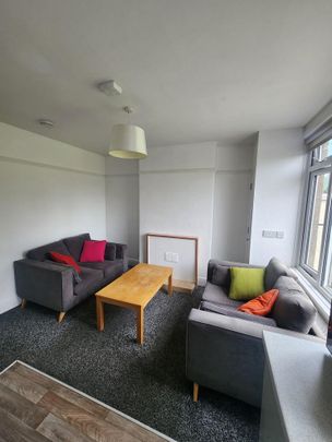 4 bedroom house to rent - Photo 1