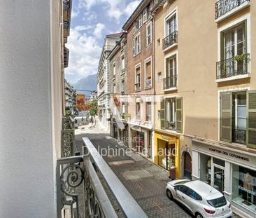 Appartement T2 à GRENOBLE - Photo 2