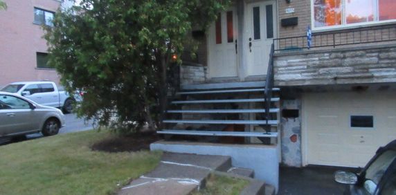 Ahuntsic 2 1/2 Sous Sol 1er Juillet - Photo 2
