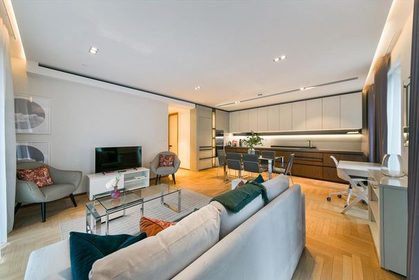 3 bedroom flat to rent - Photo 1