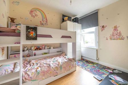 Higham Hill, Walthamstow, E17 - Photo 5