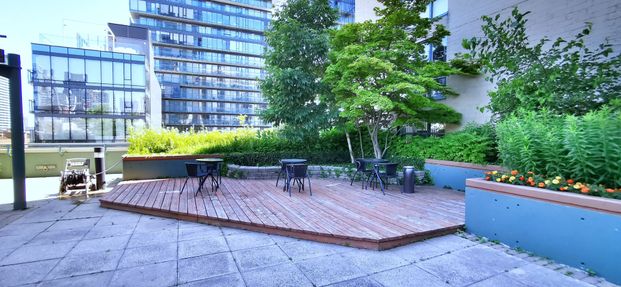 For Lease - 92 King Street Unit# 313, Toronto, Ontario - Photo 1