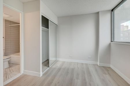 2000 Saint-Marc Street, Montréal, QC - Photo 4