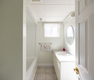 For Lease - 69 Lawson Road Unit# BSMT, Toronto, Ontario - Photo 3