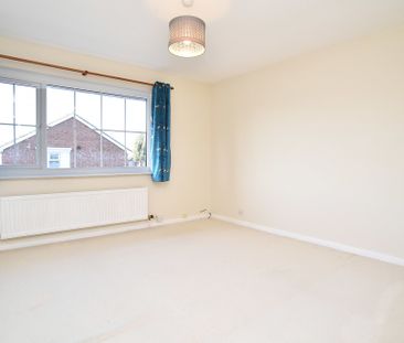 Fieldway Close, Harrogate - Photo 5