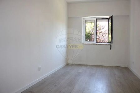 Apartment T2 in Pontinha e Famões, Odivelas - Foto 5