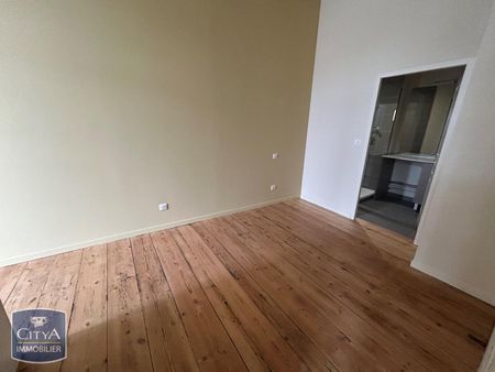 Location Appartement 4 pièces 82m² AGEN 47000 - Photo 2