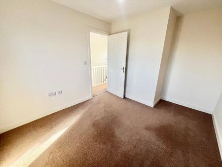 3 bedroom detached house to rent - Photo 4