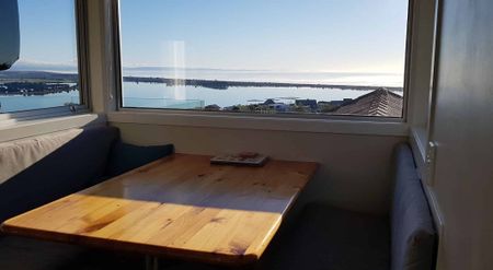 Penthouse flat. Amazing sea & mountain views - Photo 5