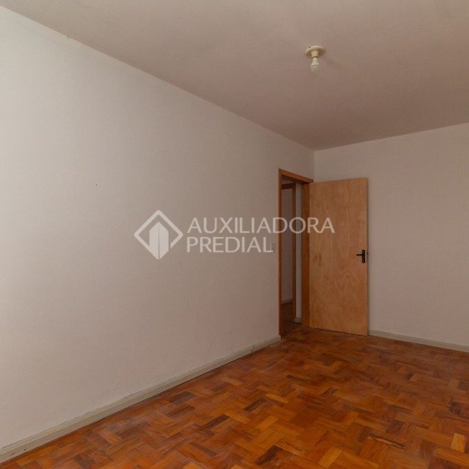 Apartamento com 2 quartos e 65m² para alugar em Farroupilha, Porto Alegre. - Photo 1