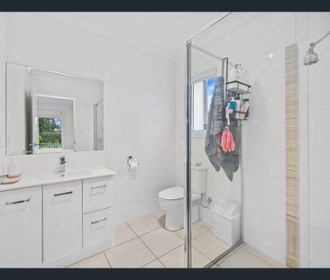 Modern Family Home in North Rothbury - Photo 5