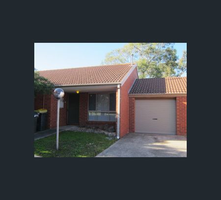 6/1 Bethany Court, South Morang, Vic 3752 - Photo 4