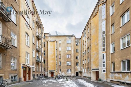 Przestronne mieszkanie 85 m² w przedwojennej kamienicy - Photo 4