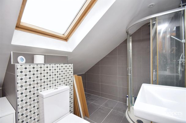 Pinner Road, Northwood, HA6 - Photo 1