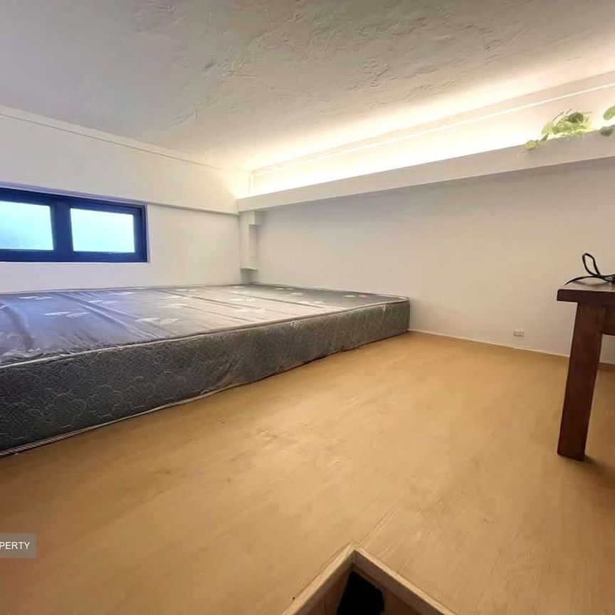 Flanders Square (D8), Apartment - For Rent - Photo 1