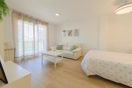 Calle de Pizarro, Getafe, Community of Madrid 28902 - Photo 5