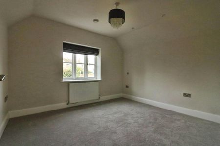 3 bedroom detached house to rent - Photo 4