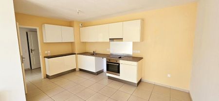 Location Appartement 3 pièces 57m² LE LUC 83340 - Photo 4