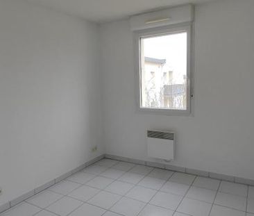 Location Appartement 4 pièces 79m² POITIERS 86000 - Photo 4