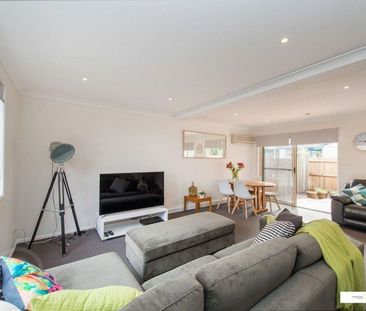 Boutique Townhouse Complex in Convenient Location - Photo 1