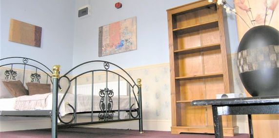 223 HYDE PARK ROAD Leeds - LS6 1AH - Photo 2