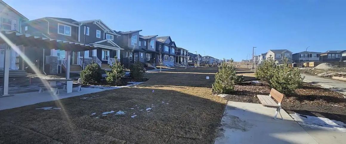 Basement Suite | 32 Herron Walk, Calgary - Photo 1