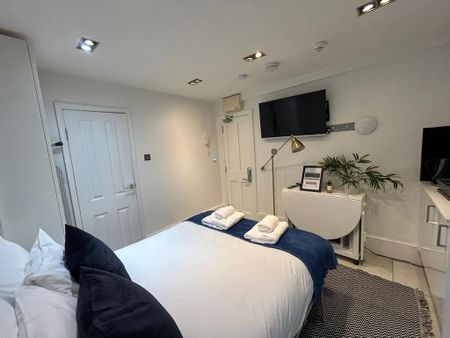 Studio to rent - Photo 5