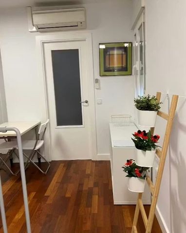 Calle de Lavapiés, Madrid, Community of Madrid 28012 - Photo 2