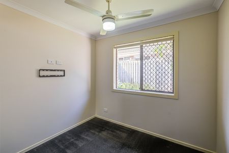 Perfect Family Home - Photo 3