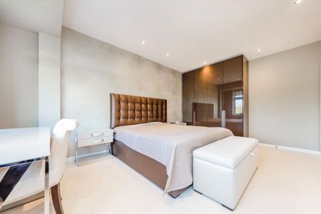 4 bedroom semi-detached house to rent - Photo 4