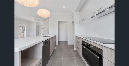 Must see - New 4 bedroom stunning home - Photo 4