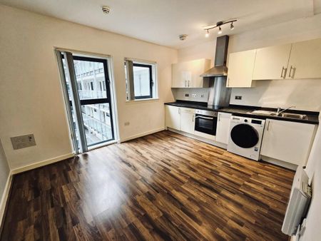 1 bedroom apartment to rent - Photo 2