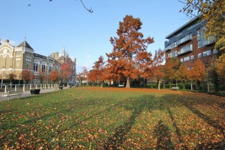 Old Town Hall, Market Square, Staines-Upon-Thames,TW18 - Photo 4