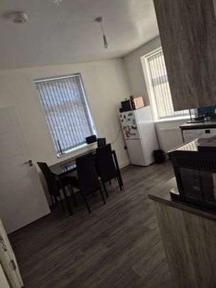 2 Bed Flat, Streetly Road, B23 - Photo 1