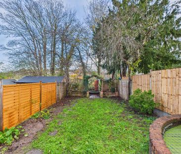 3 bedroom semi-detached house to rent - Photo 5