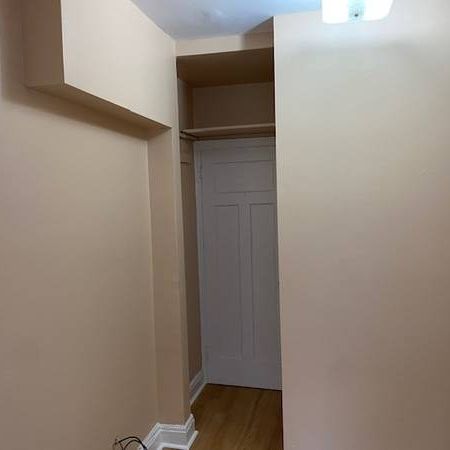 1 Bedroom Apartment - Photo 3