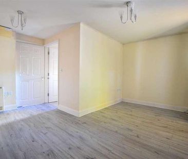 Telford Drivecippenhamsloughberkshire, SL1 - Photo 1