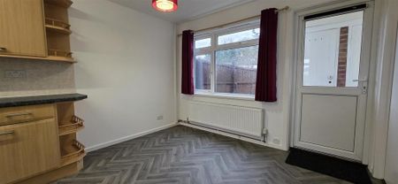 2 bedroom terraced house to rent - Photo 5