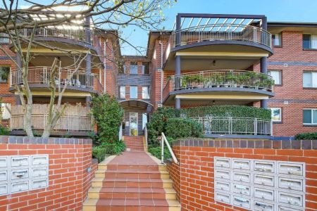 2 bedroom double brick unit - Photo 4