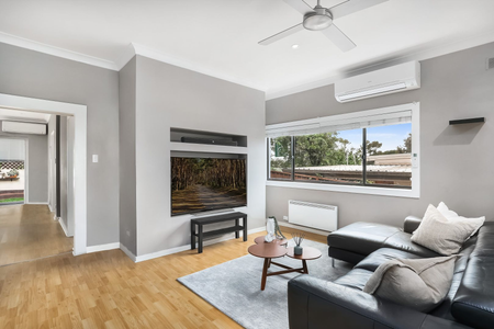 18 Vernon Avenue, Eastlakes NSW 2018 - House For Rent | Domain - Photo 5