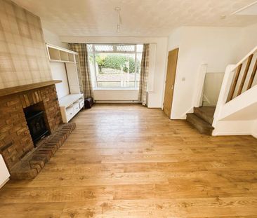 3 bedroom semi-detached house to rent - Photo 2