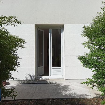 Location Appartement 1 pièce 24m² POITIERS 86000 - Photo 3