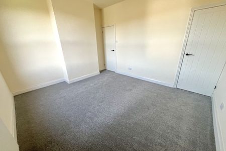 Aberford Road - Photo 2