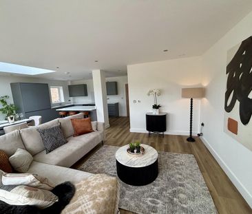 5 bedroom detached house to rent - Photo 1