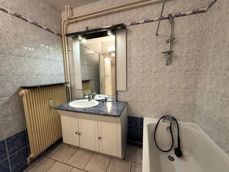 Location Appartement 3 pièces 81m² NANCY 54000 - Photo 4