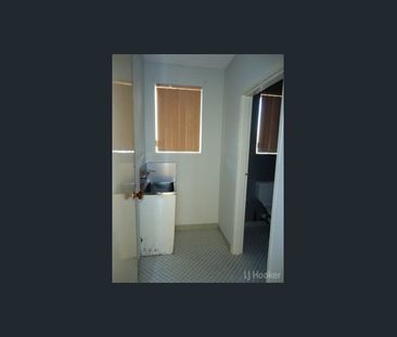 2 Bedroom Unit In Handy Location - Photo 1