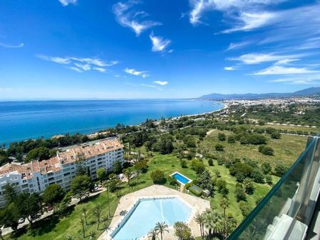 Luxury Apartment for rent in Marbella Del Este, Spain - Photo 5