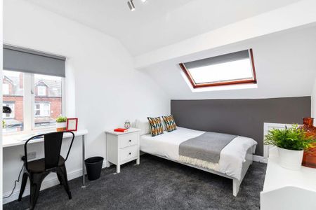 4 bedroom flat to rent - Photo 4