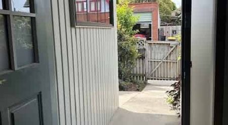 Central Kenmure Location - Photo 5