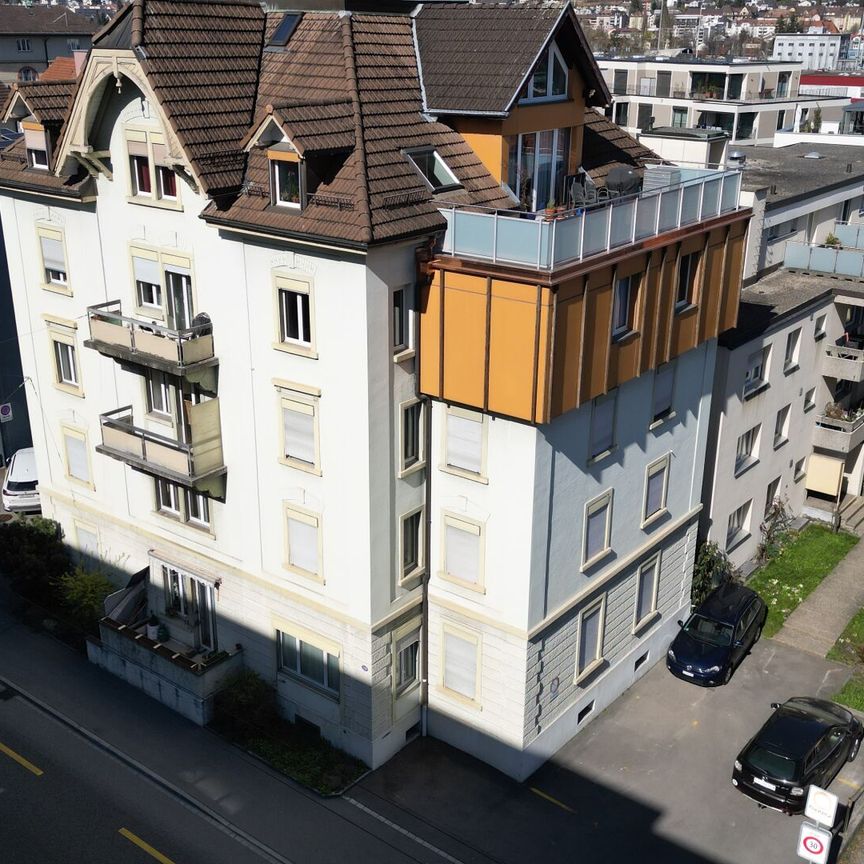 4 Zimmer Altbauwohnung - Photo 1